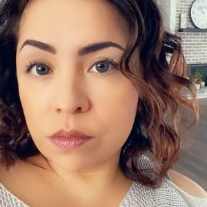 Meet your Posher, Diana